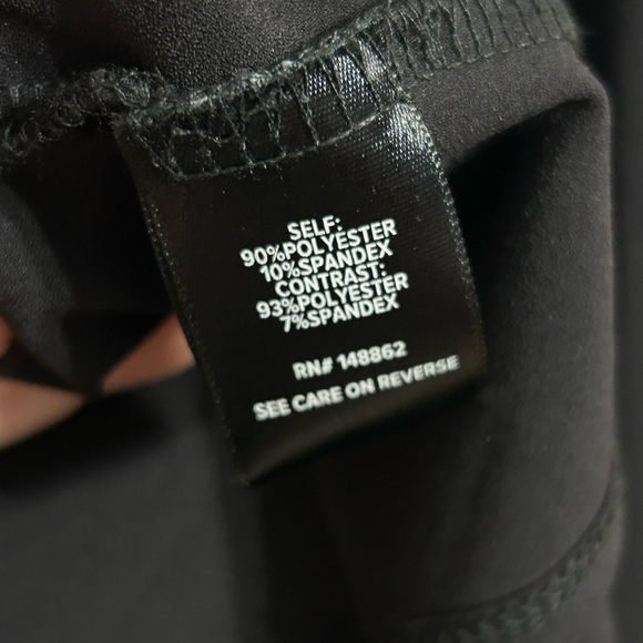 New! Torrid Velvet and Crepe Trim Asymmetrical Peplum Blouse Size 4X - Picture 7 of 9